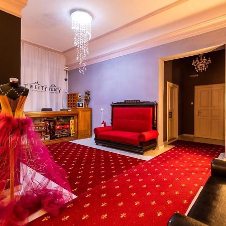 Bed & Breakfast Twenty Kikinda 外观 照片