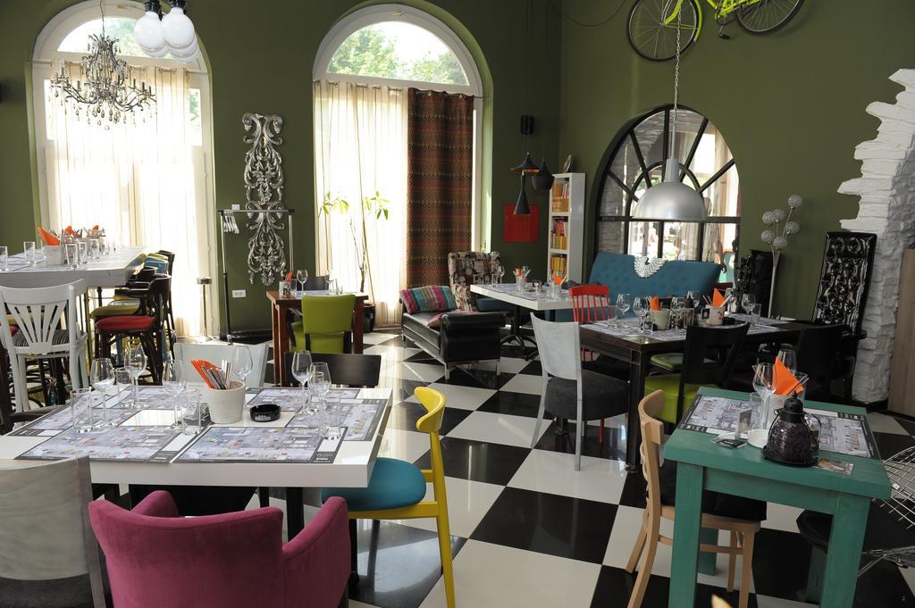 Bed & Breakfast Twenty Kikinda 外观 照片